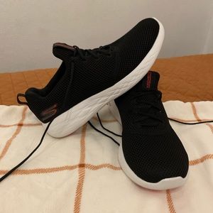 Women’s Skechers Shoes